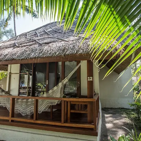 Island View Bar & Bungalow-2