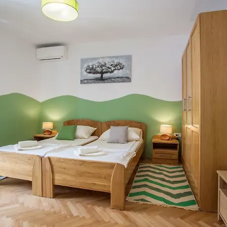 Guesthouse Maver-3