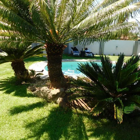 Savannah Guest House-3