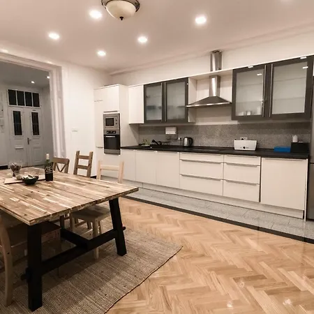 Apartment Luna-3