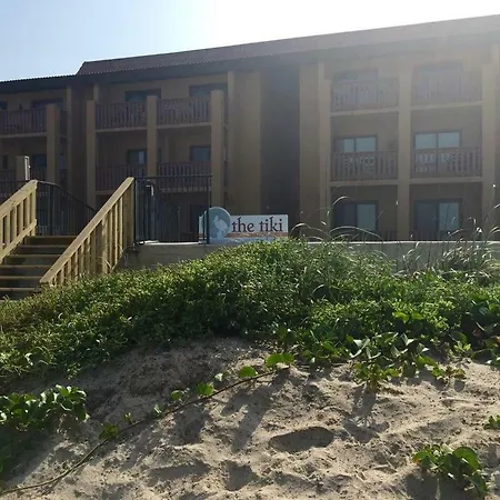 The Tiki- Beach Front Complex! Unit 106-2