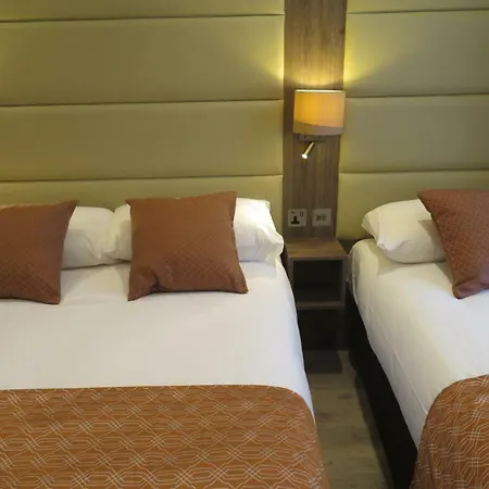 Glendale Hyde Park Hotel-2