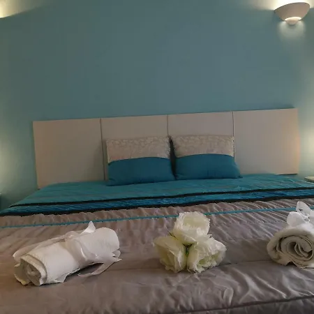Sensations Guesthouse-3
