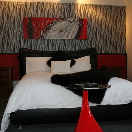 Birchwood Manor-2