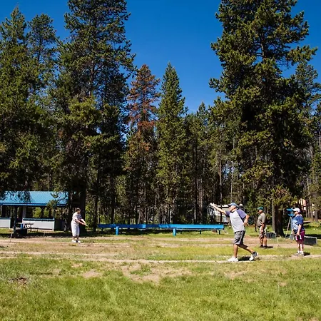 Bend-Sunriver Camping Resort Wheelchair Accessible Yurt 13-2