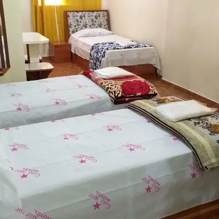 Gold Star Hotel-2
