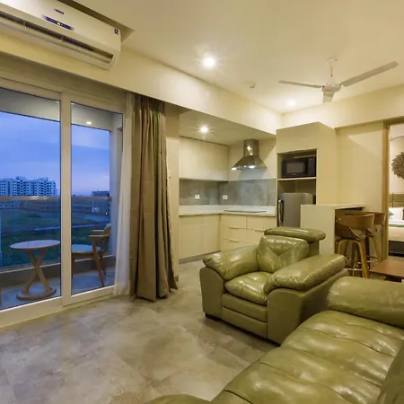 Floressa Randa Business Hotel-3