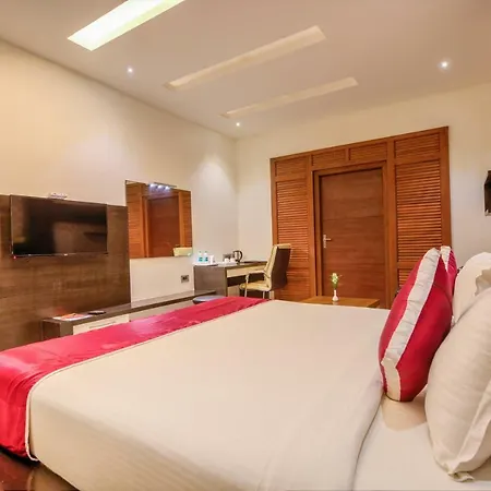 Hotel Pioneer Grand Palace-3