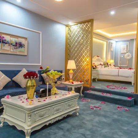 Grand House-2