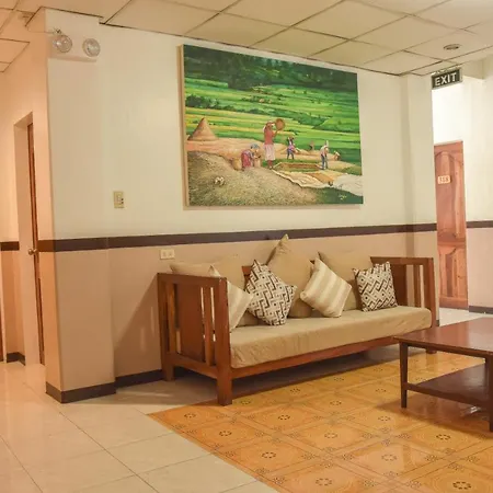Tiptop Tower Suite Inn-3