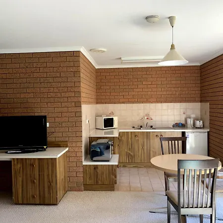 Kingswood Motel-3