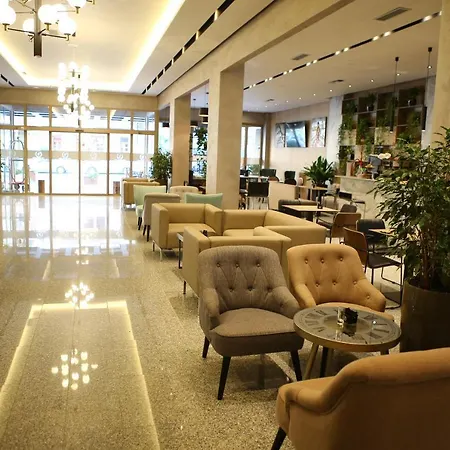 Twin Towers Hotel City & Beach Resort-2