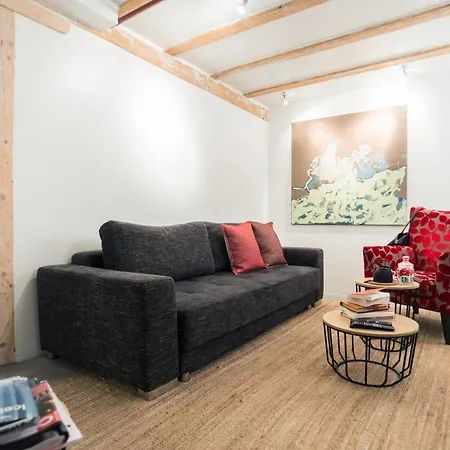 Reykjavík Treasure B&B-3
