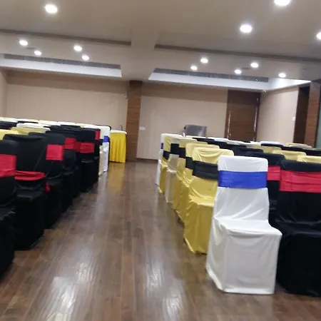Pride Biznotel Vadodara-2