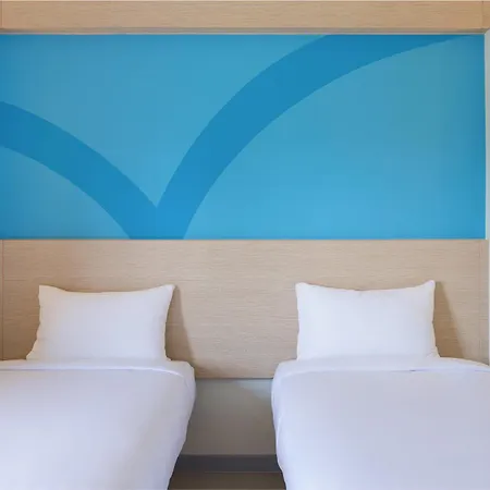 Hop Inn Hotel Aseana City Manila-3