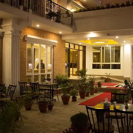 Dom Himalaya Hotel-3