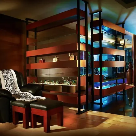 Rattan Inn Hotel-3