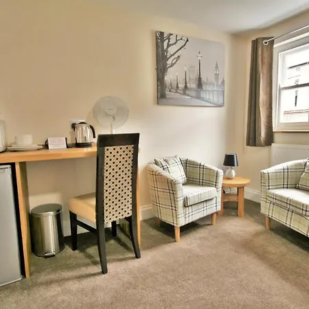 New County Hotel & Serviced Apartments By Roomsbooked-2