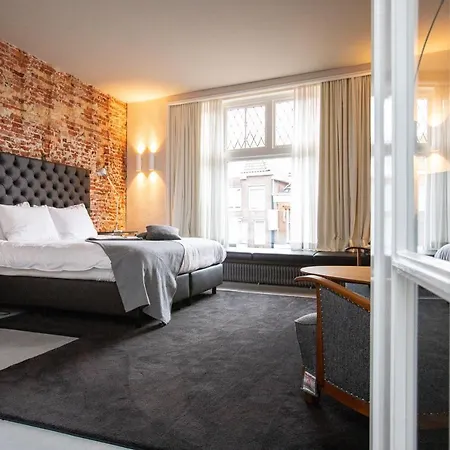 Van der Gang Suites-2