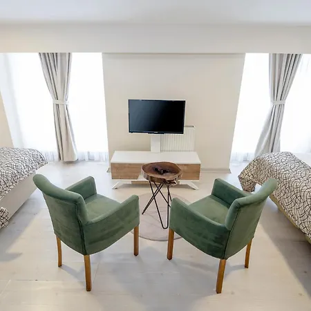 The Corner Inn Hotels By Suit-2