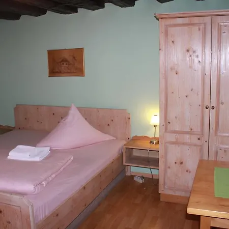 Hotel Zur Friedenslinde-3