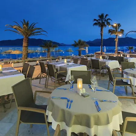 The Beachfront Hotel Adult Only 16 Plus-3