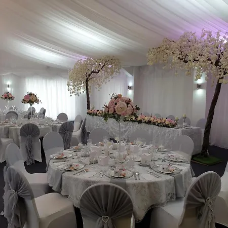 Calderfields Golf & Country Club-2