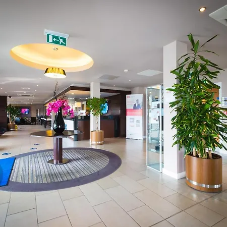 Holiday Inn Express Aberdeen - Bridge Of Don-2