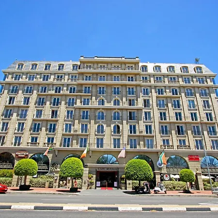 Cape Royale Luxury Suites-3