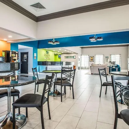 Quality Suites Lake Charles Downtown-2