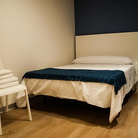 Hostal Mónaco-3