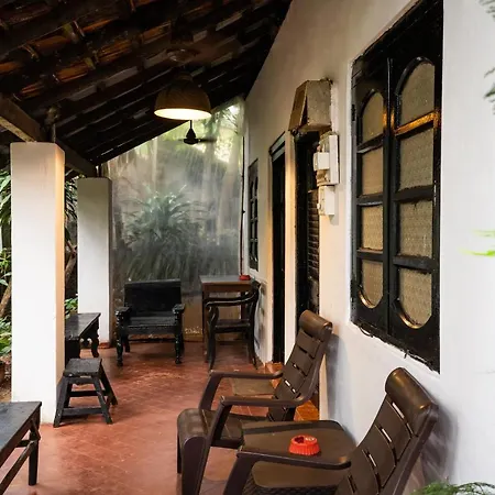 Rodrigues Guest House-2