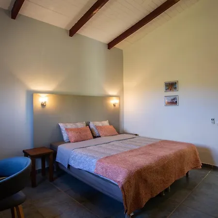 Toni Kunchi - Authentic Curacao Hospitality-3