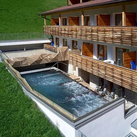 Mountain Hotel Mezdi-3
