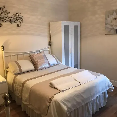 Abbey Lodge Guest House-3
