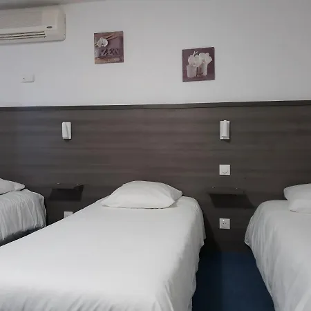 Hotel Althea - Piscine Et Sauna-2