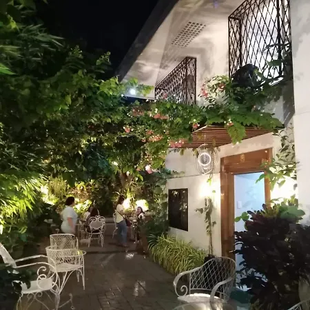Courtyard Hotel-2