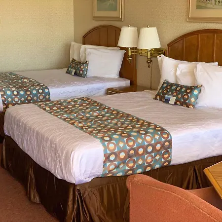 Country Hearth Inn-Winnemucca-3
