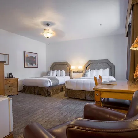 Table Mountain Inn-2