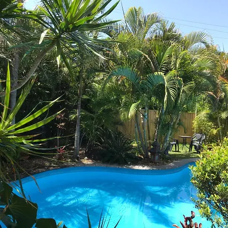 Tallow Beach Motel (Adults Only)-3