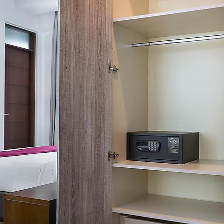 L'Aziz Suites - Near Aga Khan Hospital-3