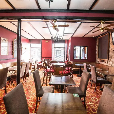 The Ben Mhor Hotel, Bar & Restaurant-2