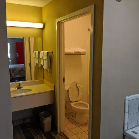 Economy Inn Express-2