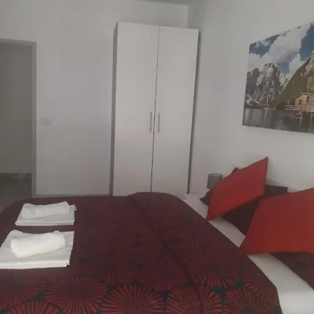 Centro Monti Tiburtini B&B Roma-3