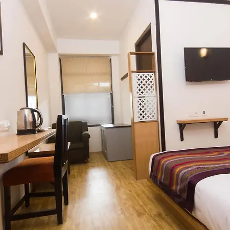 Bumblebee Bed & Breakfast-2