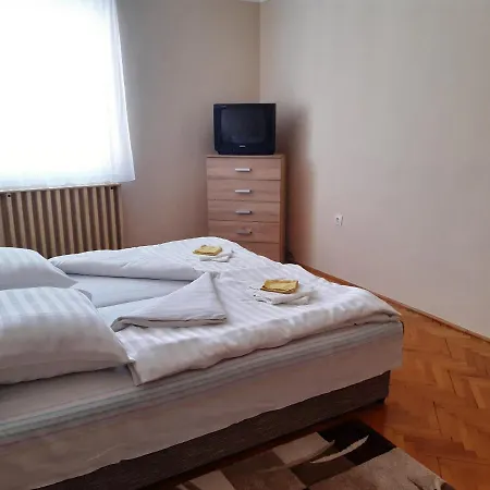 Pipacs Vendeghaz Eger-3