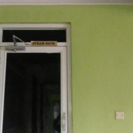 Pauline Hotel Lira-2