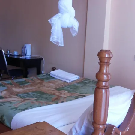 Pauline Hotel Lira-3