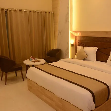 Hotel Bharat-3