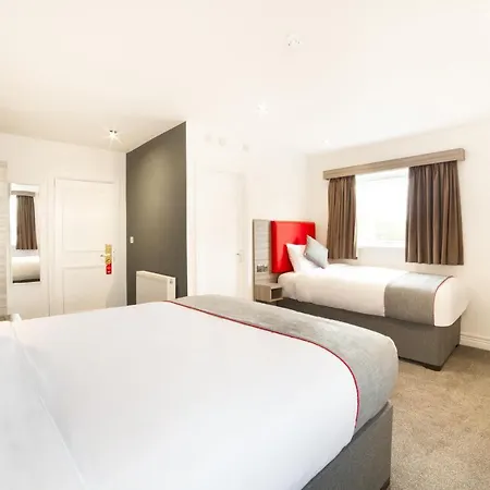 The Connaught Hotel Wolverhampton-2